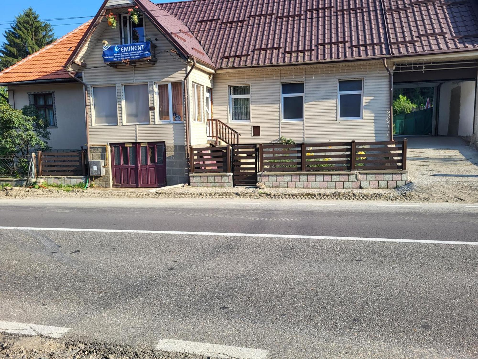 Casa Ernst Hotel Moieciu de Jos Buitenkant foto